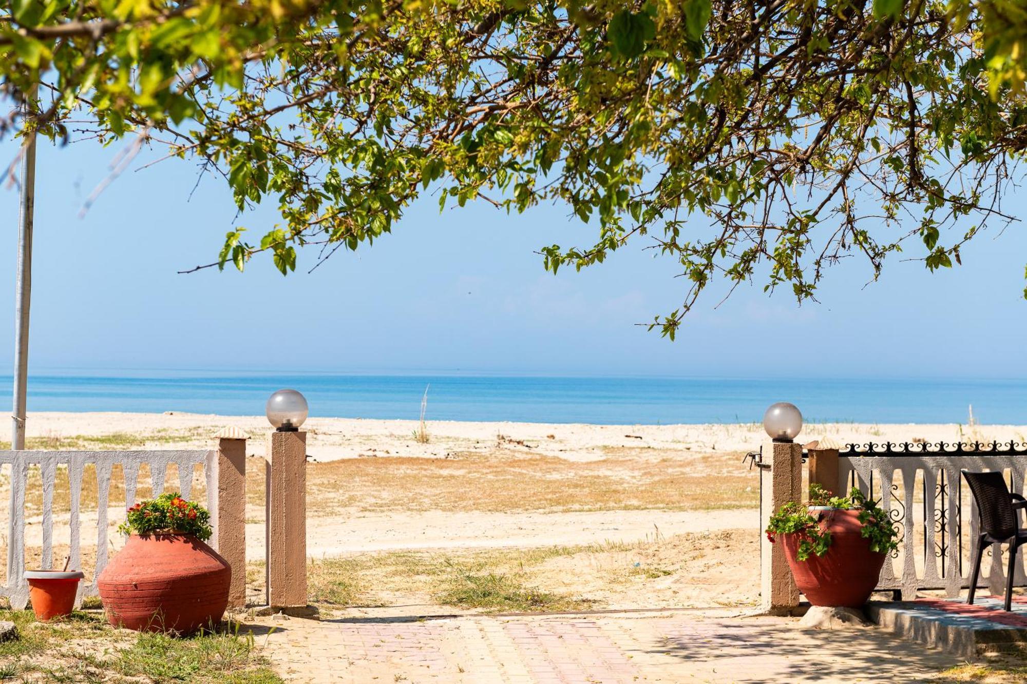 Olivento Beach Front Suites โปตอส ภายนอก รูปภาพ
