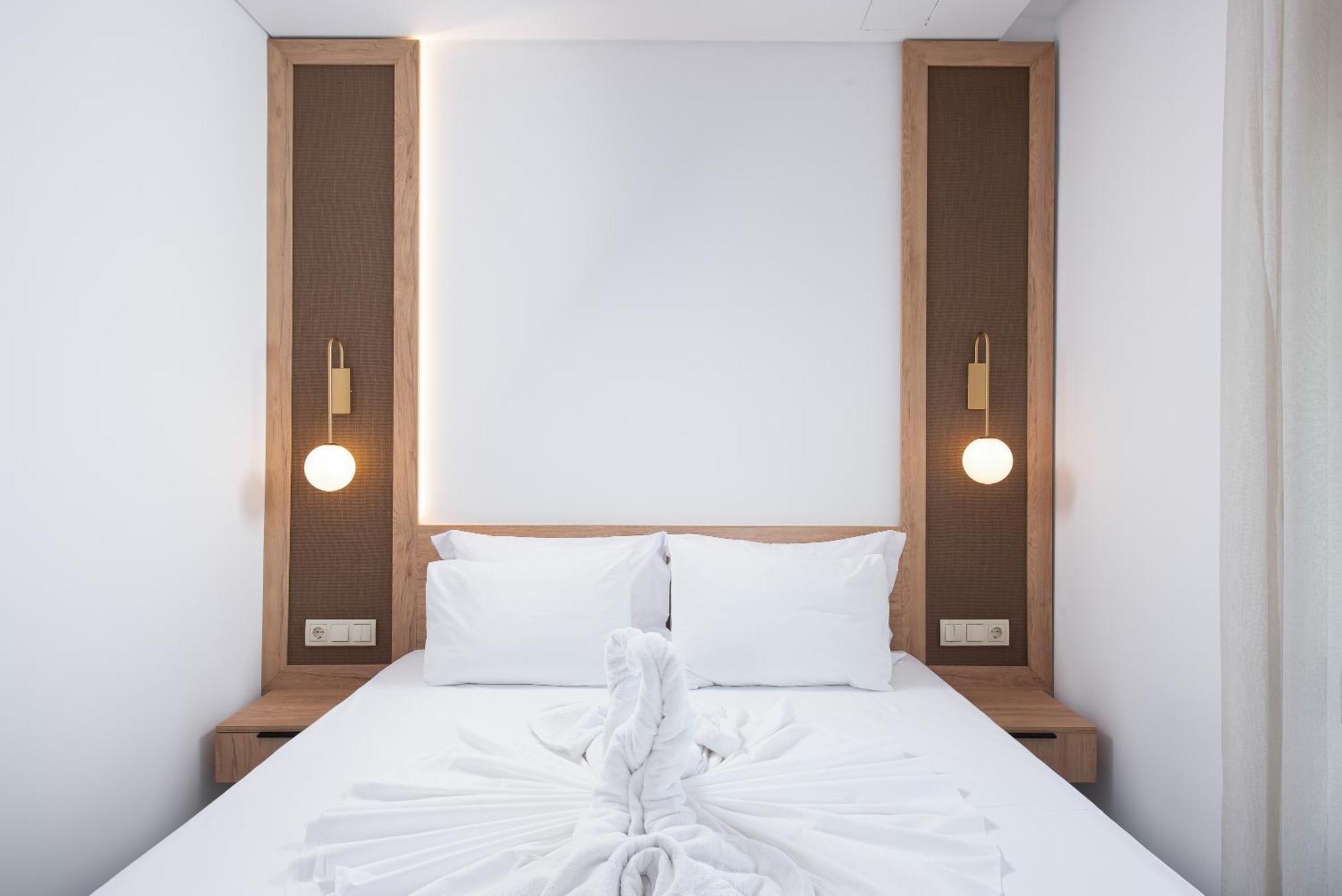 Olivento Beach Front Suites โปตอส ภายนอก รูปภาพ