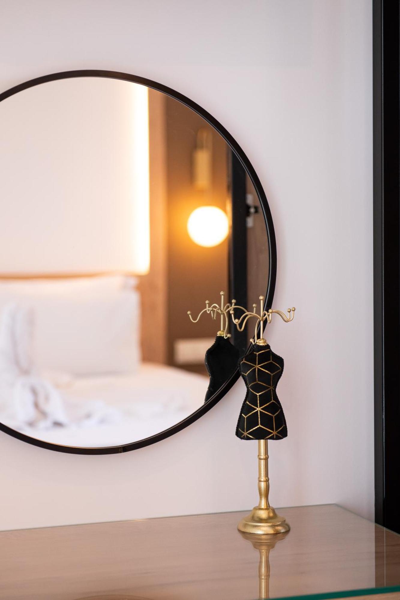 Olivento Beach Front Suites โปตอส ภายนอก รูปภาพ