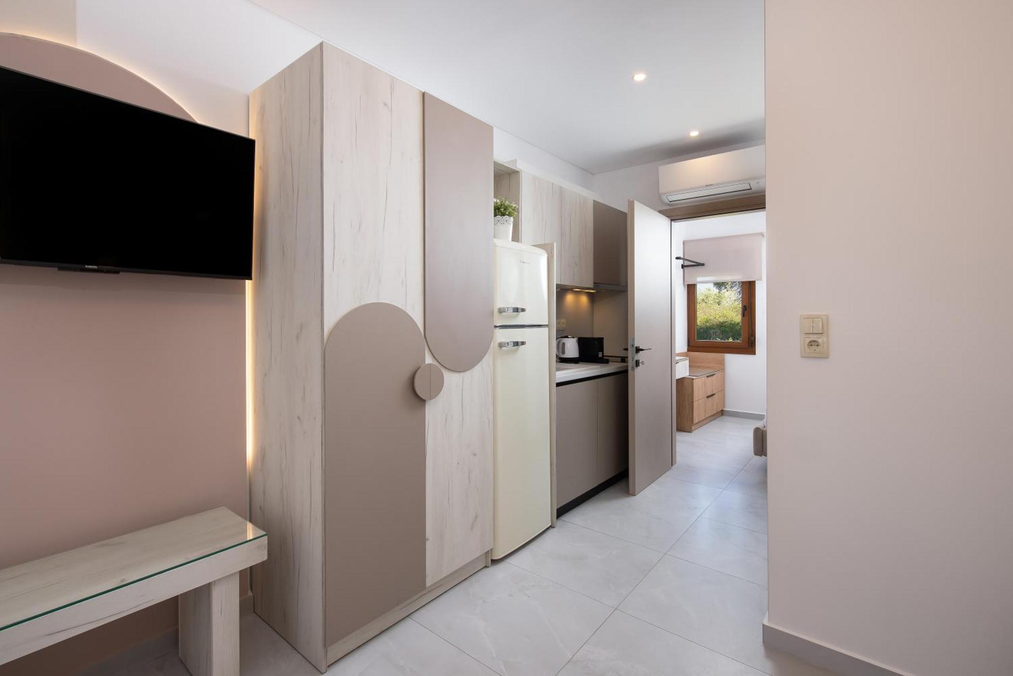 Olivento Beach Front Suites โปตอส ภายนอก รูปภาพ